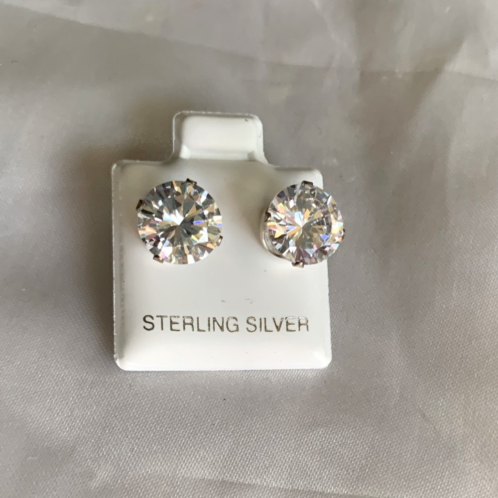 9mm Round Cut AAA+ CZ Sterling Silver Stud Earrings, NWOT
